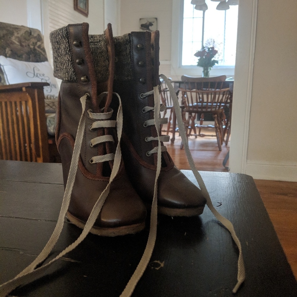 Stylish, heeled boots